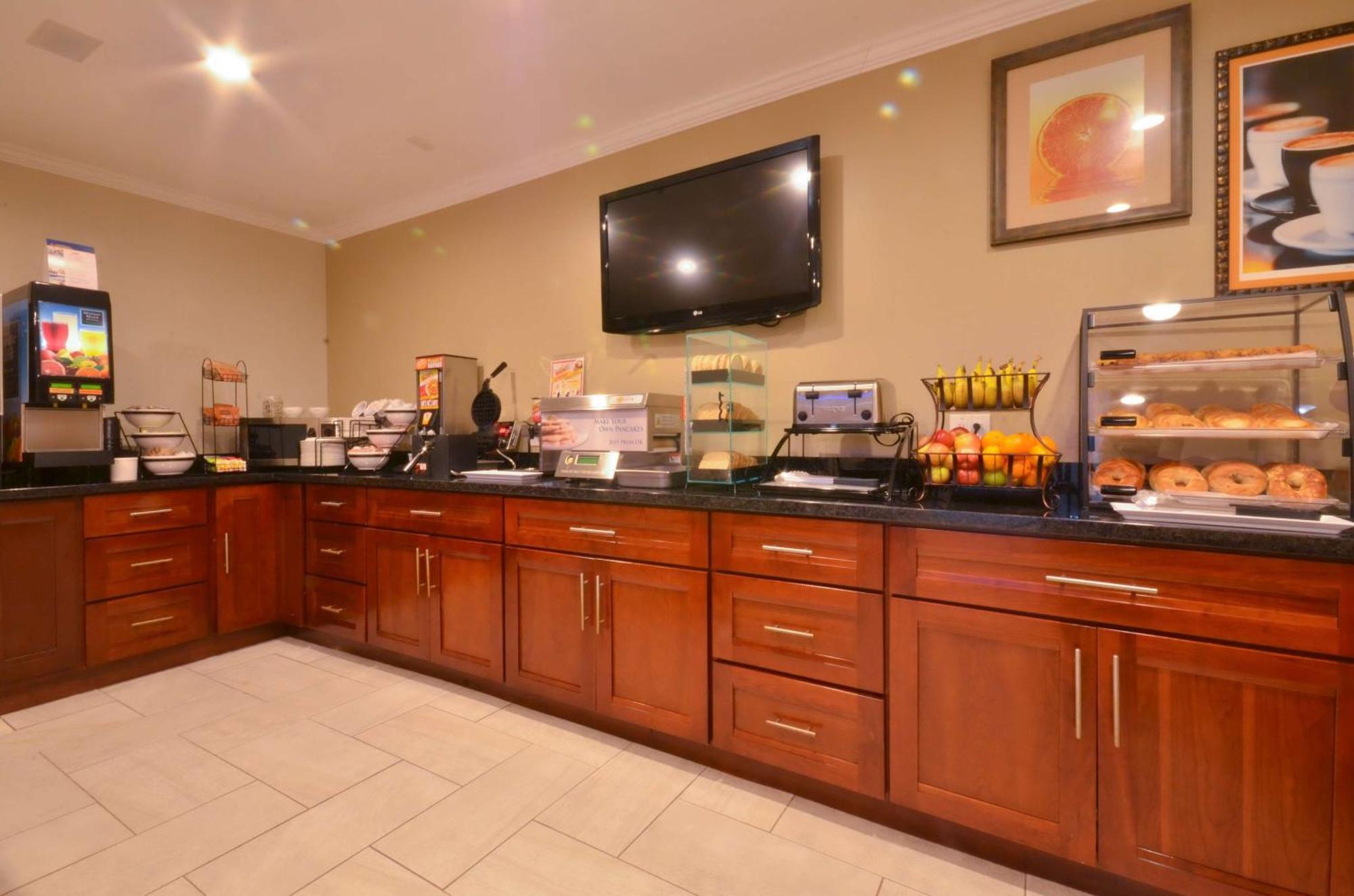 Best Western The Inn & Suites Pacific Grove Eksteriør bilde